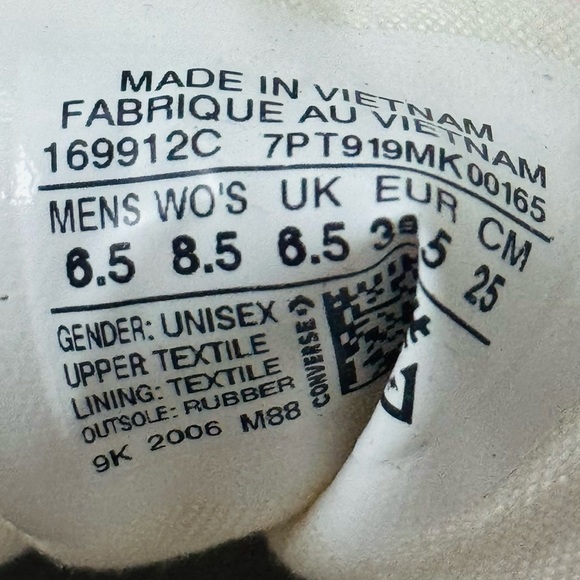 Converse Chuck 70 Be Heard High Top Sneakers - Picture 6 of 6